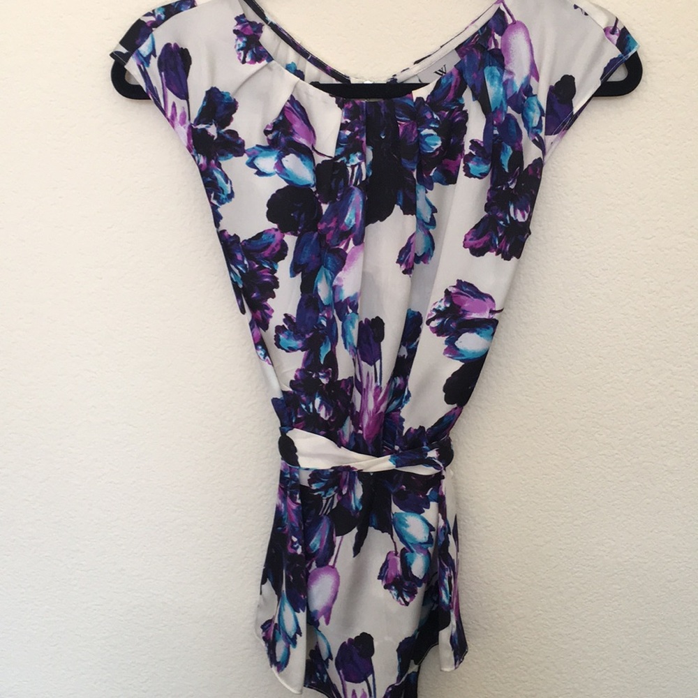 ✨Floral blouse✨
